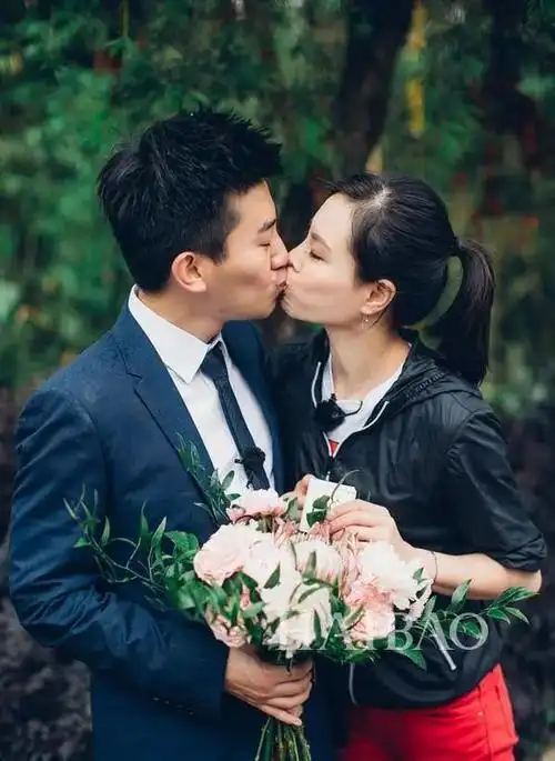 奥运冠军吴敏霞曝生娃内幕,情况危急剖腹产,老公一句话令她放松