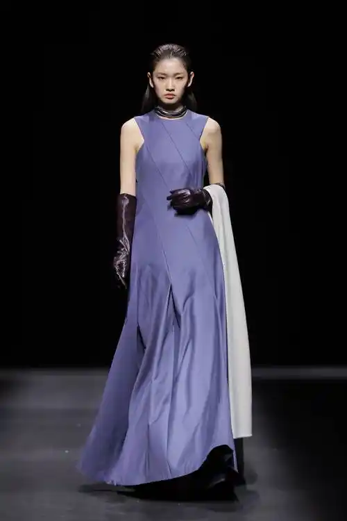 向新而生向远而行南山智尚和合系列面料时装秀发布