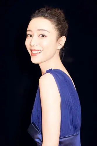 张静初亮相丝绸之路国际电影节 携新作回到故乡感叹"幸福的要融化"