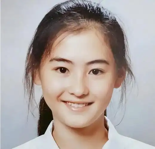 谢霆锋个人资料,谢霆锋王菲发文宣布产女?