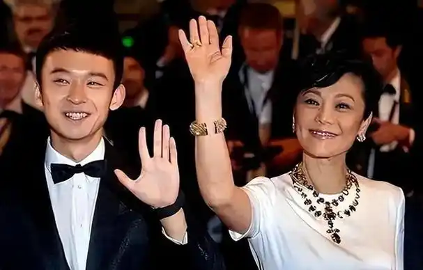 这4位京圈"富婆",有人财力雄厚,有人坐拥北京一条街!