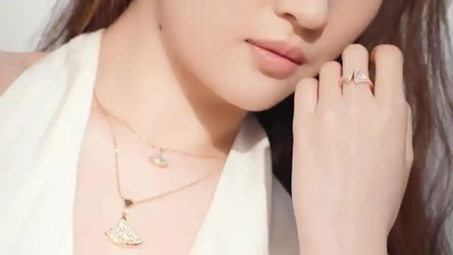 刘亦菲代言宝格丽广告