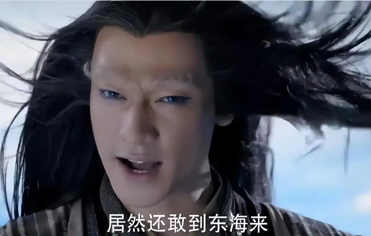 《花千骨》里"单春秋":当初嫌他丑,如今穿上军装正义凛然