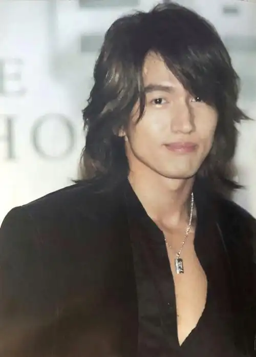 小帅哥大叔都适合,精干更有男人味(男明星发型图片大全) - 冷求网