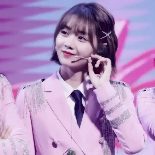 自制段奥娟头像.