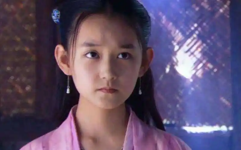 【蒋依依】郭芙(少年)cut