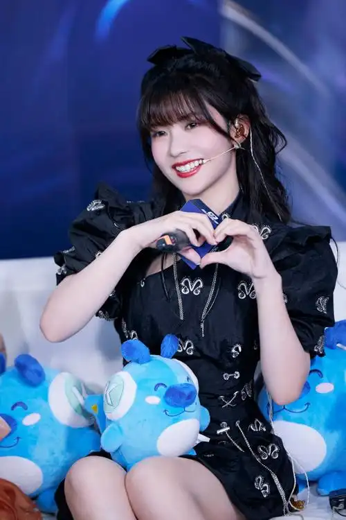 赖美云泰语西施