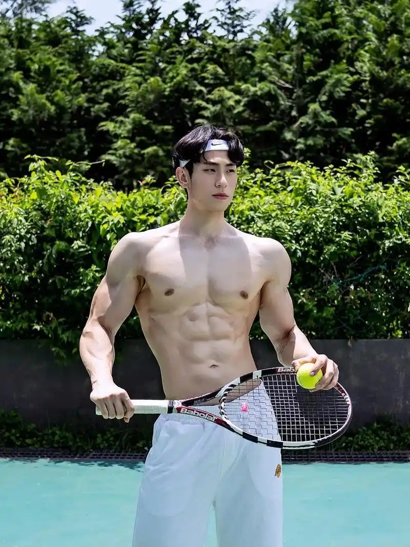 肌肉男 #腹肌 #八块腹肌 - 抖音