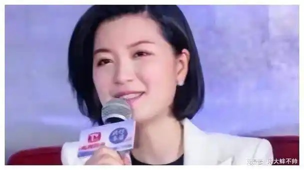 房海燕_观众们_思考