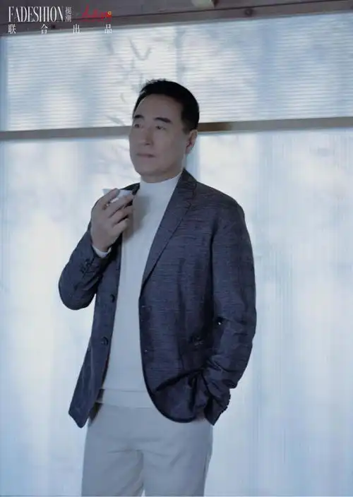 杨立新杨玏父子大片上线 胶片质感尽显"戏"味人生