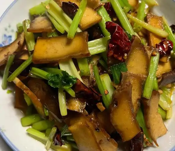 贵州女子晒婆婆婚前婚后做饭变化走红朋友圈网友搞笑又真实