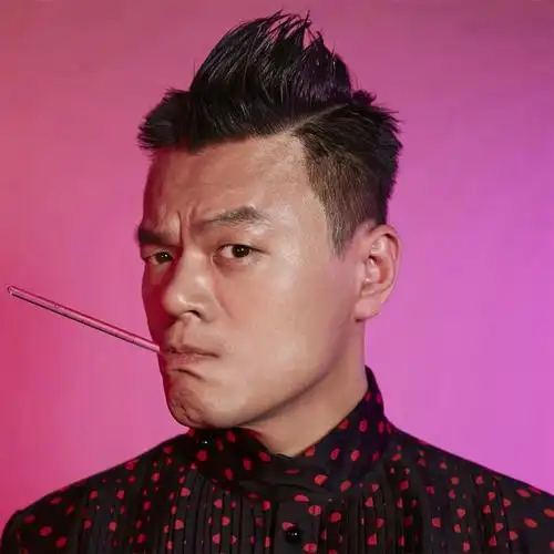 tmi新闻jyp老板朴振英在组合首次亮相前损失了145亿韩元