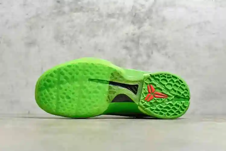 耐克科比6代青蜂侠nikekobe青蜂侠耐克科比绿色篮球鞋实战版本货号cw