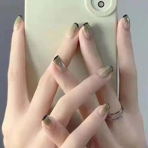 易戴易卸美甲贴片夏季清新显白短款穿戴甲绿色渐变法式假指甲成品