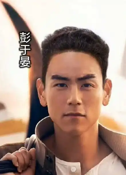 男明星发际线你觉得谁驾驭的最好?欢迎点赞留言!