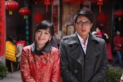 租女友回家过年