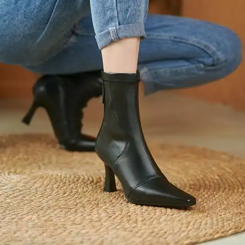 2021年秋冬季时尚新款短靴气质女靴子时装高跟尖头细跟弹力瘦瘦靴