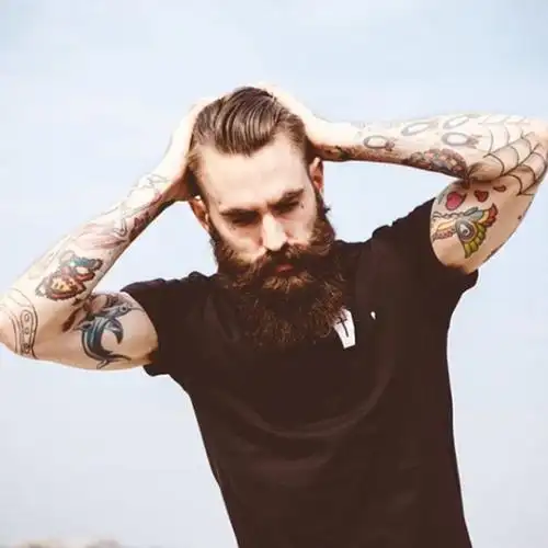 大胡子刺青模特儿 ricki hall