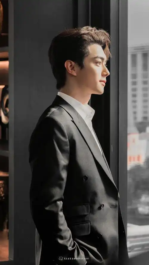 承欢记 |@许凯soso    西装小明  修6    #古德猫明许凯##许凯承欢记