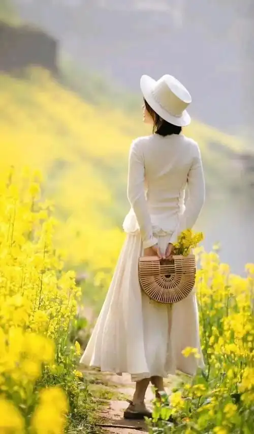 气质姐姐拍照,摄影技巧学起来,拍照好看人很优雅|摄影技巧|气质|背影