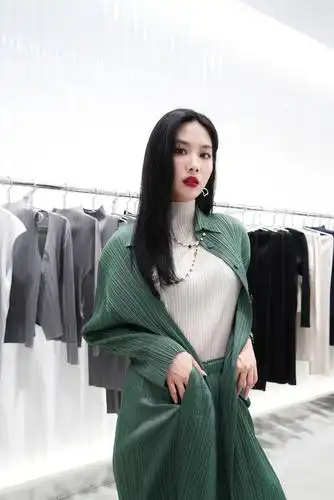 王霏霏和宋妍霏长得真像