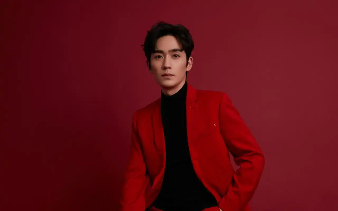 朱一龙新年帅气写真图片桌面壁纸