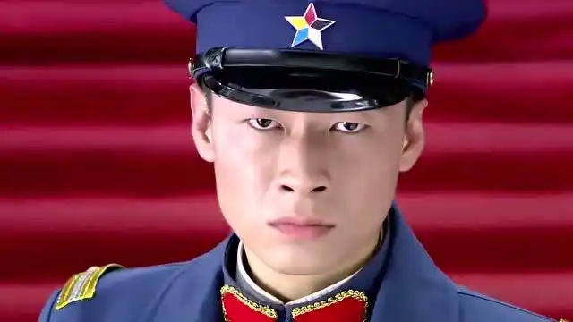 情定三生龙天泽来到了督军灵堂,凌雪哭着让他滚,罪魁祸首啊