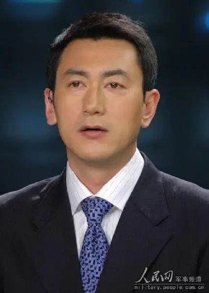 揭密央视十大男主持人的幸福婚姻(组图)