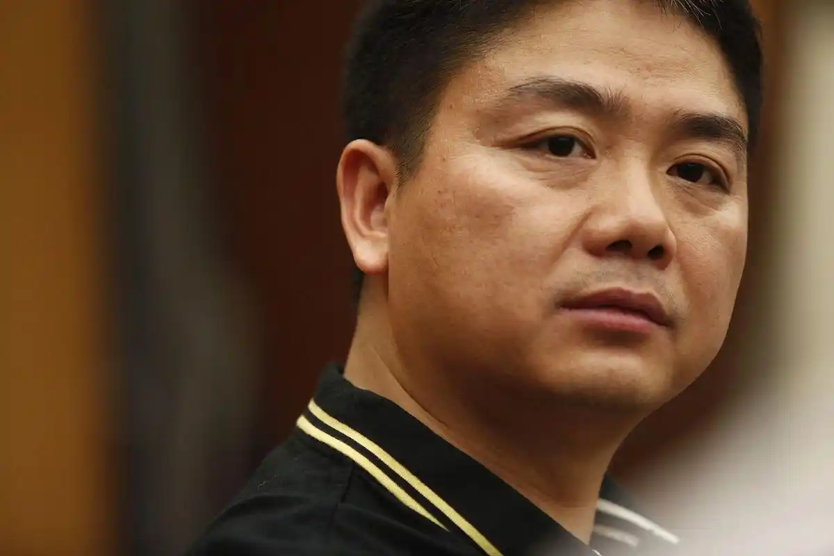 2010年刘强东找到张磊聊天,想让他投资7500万元给京东.