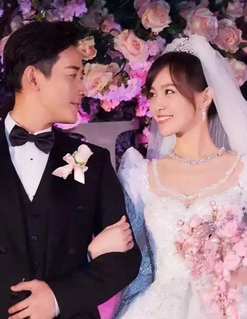 回顾分开多年后,再看苗圃和罗晋的各自境遇,两人差距