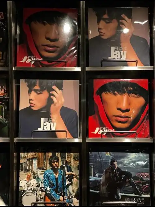 jay周杰伦朋友圈背景图