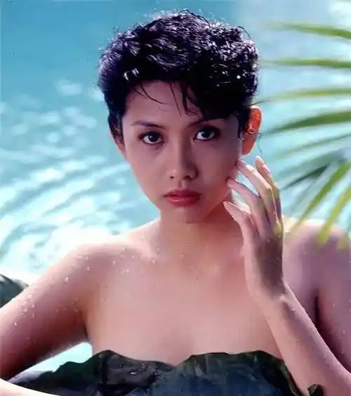 邱淑贞:她是大众膜拜的时尚女神!她年轻的时候到底有多美?
