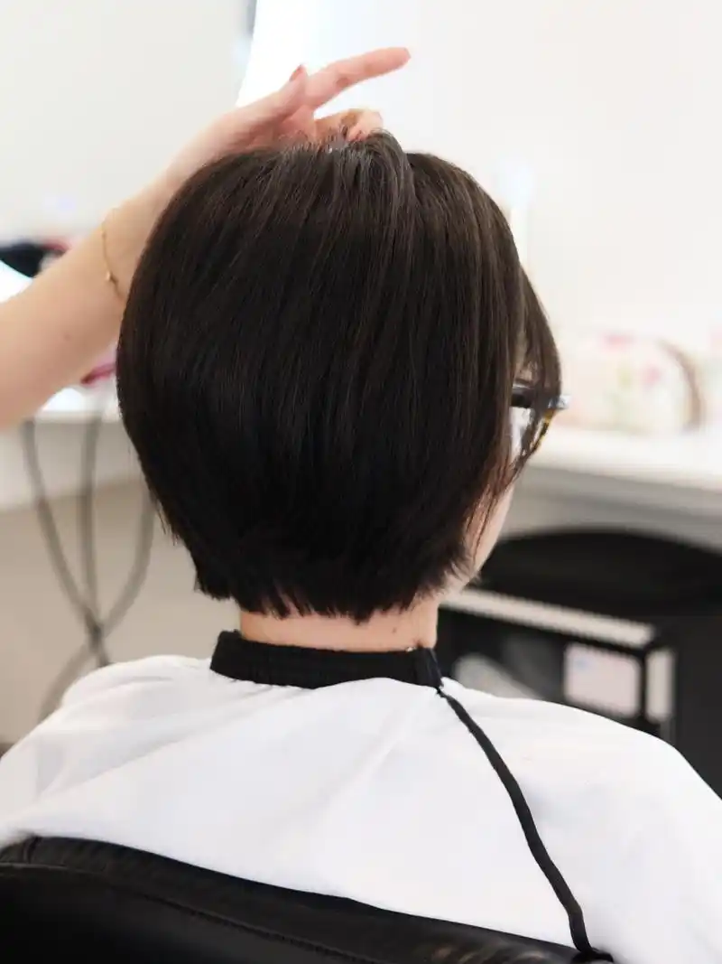 客人剪发记录7014 韩式挂耳短发 剪出来的圆润爆满后脑勺 短发也