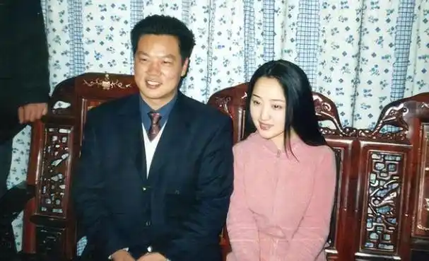 分手26年赖文峰出狱乡下结婚度日杨钰莹的选择惹人心疼