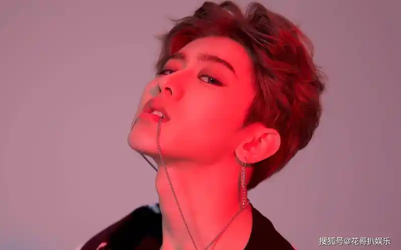 原创蔡徐坤和白鹿要炒cp是为了给跑男引流还是为了和baby撇清关系