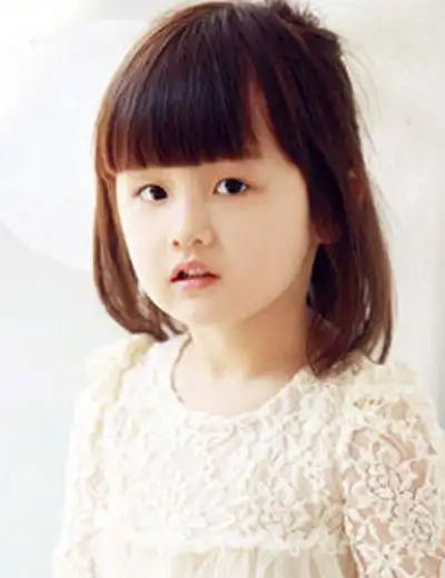 4岁儿童女孩短发发型 4岁小孩发型图片