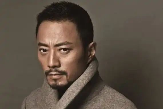 与张嘉译年龄相仿的大叔级演员还有谁