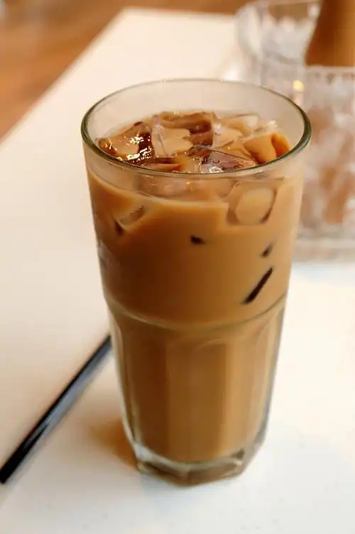 就是这杯香港人发明的鸳鸯.图片来自网络