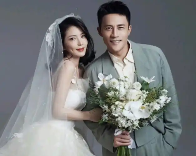 四位辣妈全是素颜,都超漂亮原创董璇张萌说黄圣依恋爱经历少吃大亏