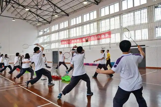 高校公共体育课教学改革探讨