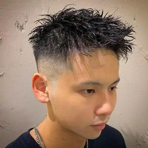 保留足够的长度才能剪出更好层次感