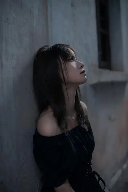 暗黑系超a人像情绪人像