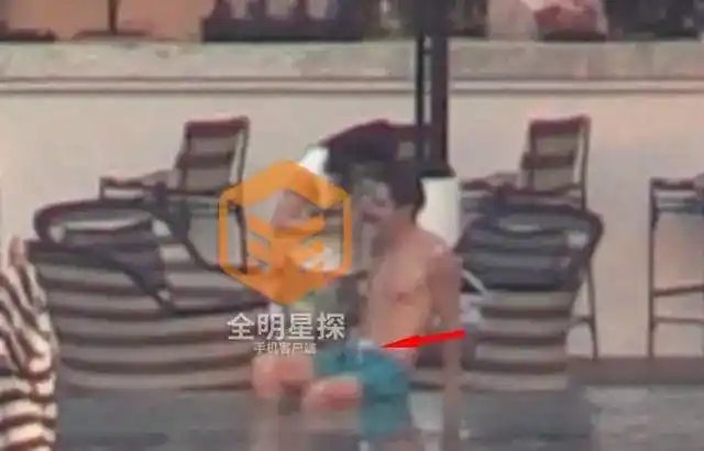 白百何竟将手伸向了神秘情人起了反应的不可描述的部位,用手指戳了戳!