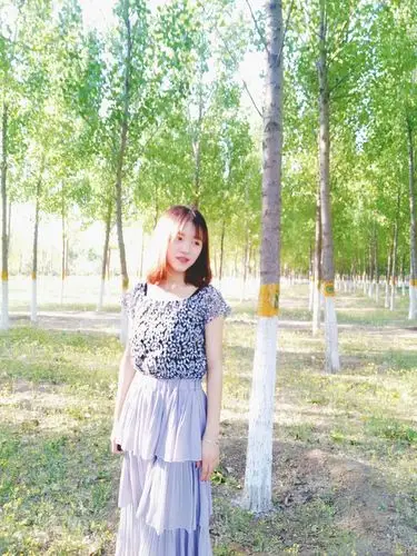 个人简历及生活照