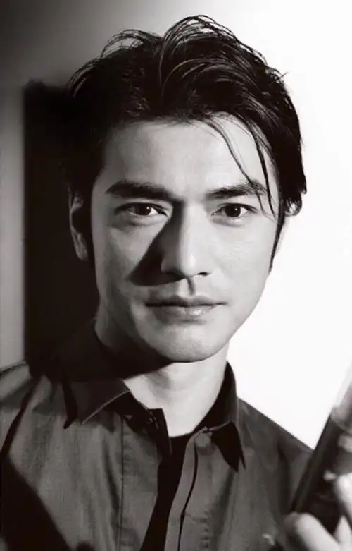 也许这就是帅哥和男神的差距吧