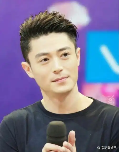 霍建华再次冲上热搜!网友挖地三尺全是笑料,评论区笑声不停