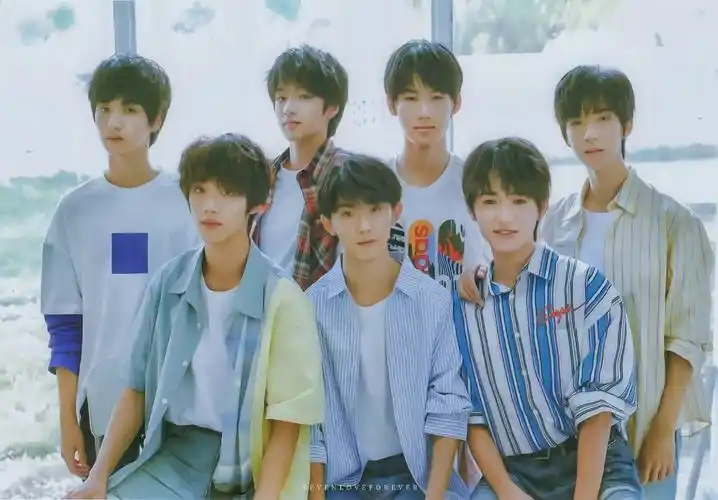 爱豆壁纸时代少年团全家福