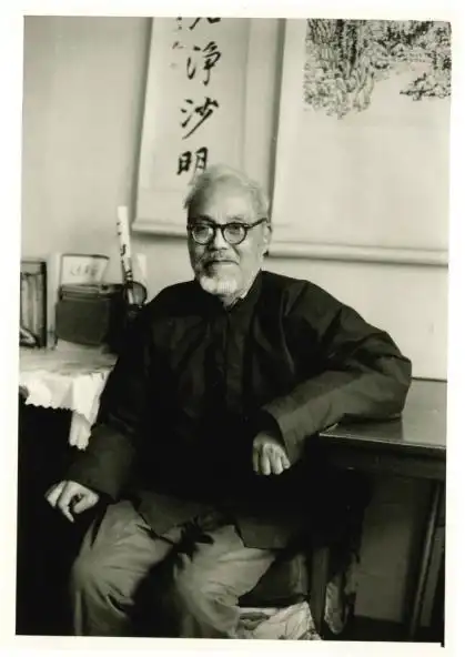 夏承焘 学校围墙浮雕