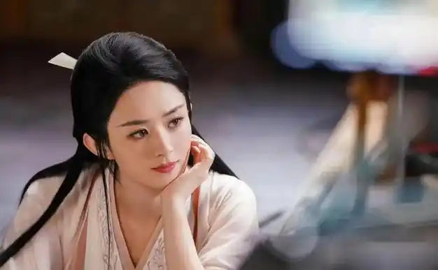 赵丽颖紫纱古装造型灵动美腻罗裙飘逸自带仙气