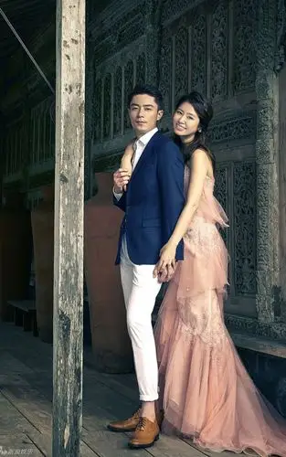 霍建华林心如婚纱照锁屏壁纸霍建华林心如婚纱照台湾明星